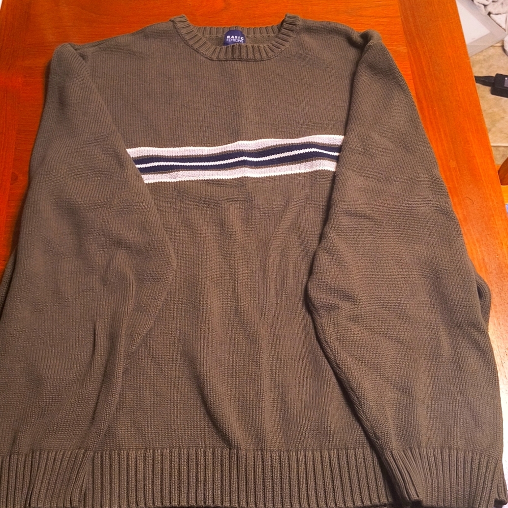 Basic edition sweater